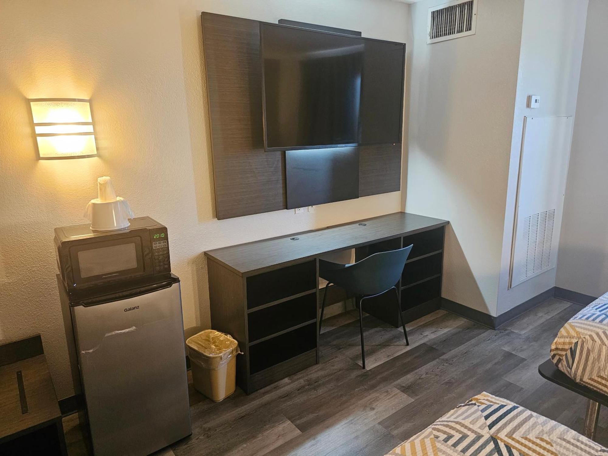 Hotel 6 Tx